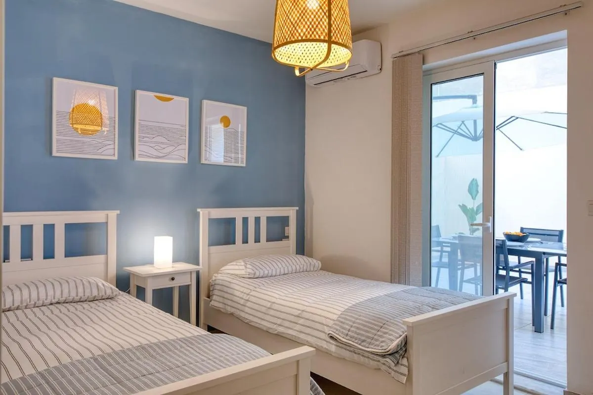 Apartamento Modern 2 Bedroom Sliema Apt With Parking & Close To The Sea